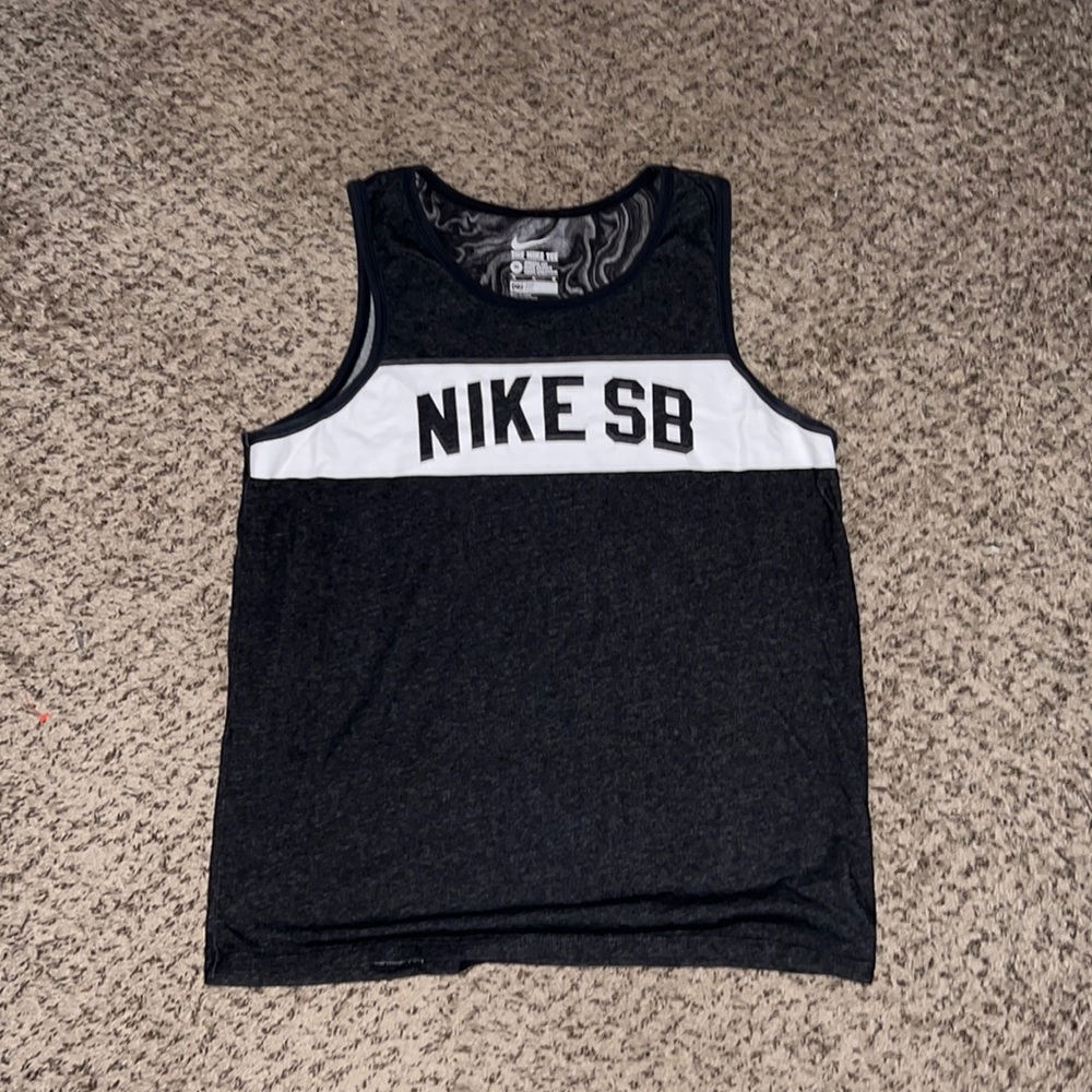 Nike Athletic cut Dri-Fit